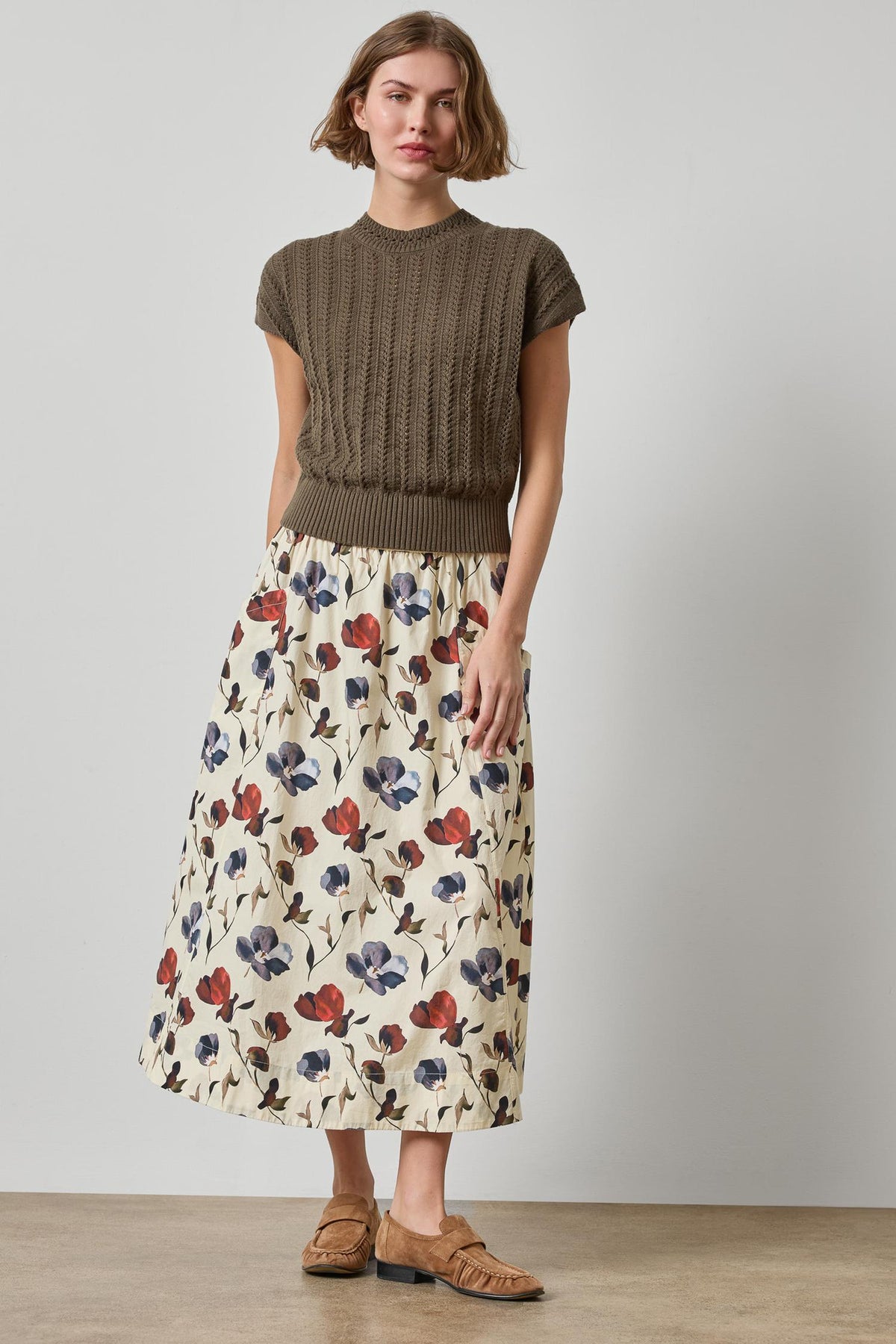 Elastic Waist Paneled Skirt