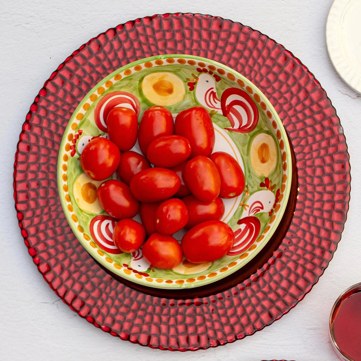 Pelli Glass Charger - Red