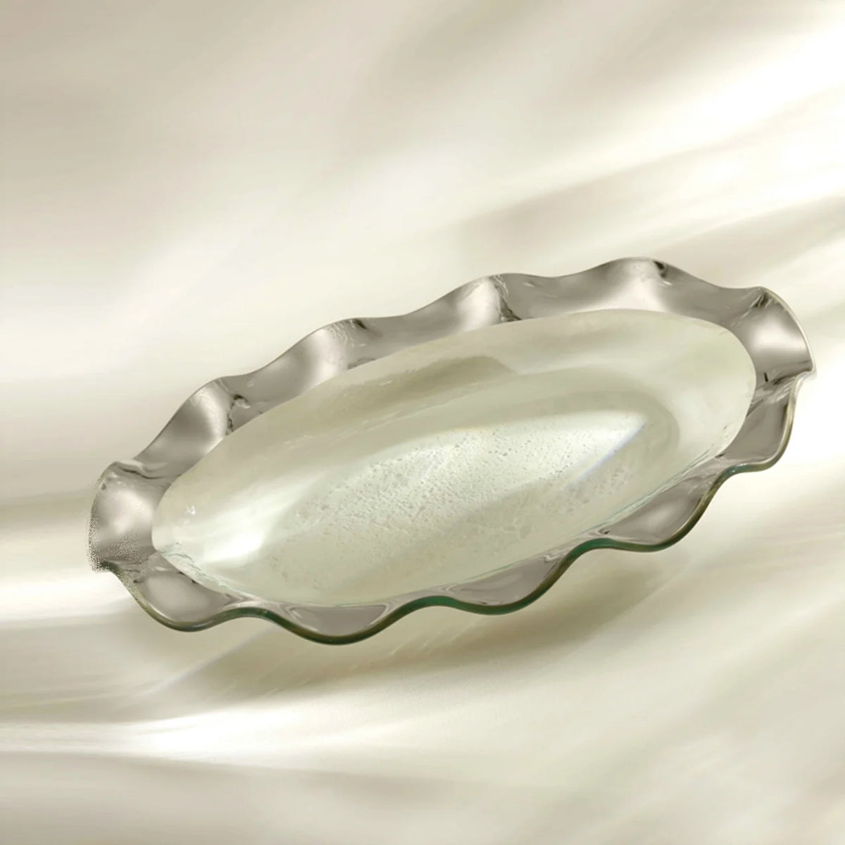 Ruffle Platinum Oval Tray