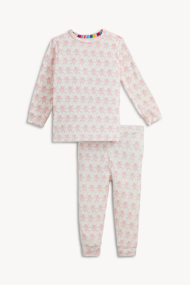 The Trunkettes Model Magnetic Long Sleeve Pajamas