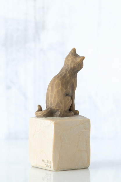 Love My Cat (dark) Figurine