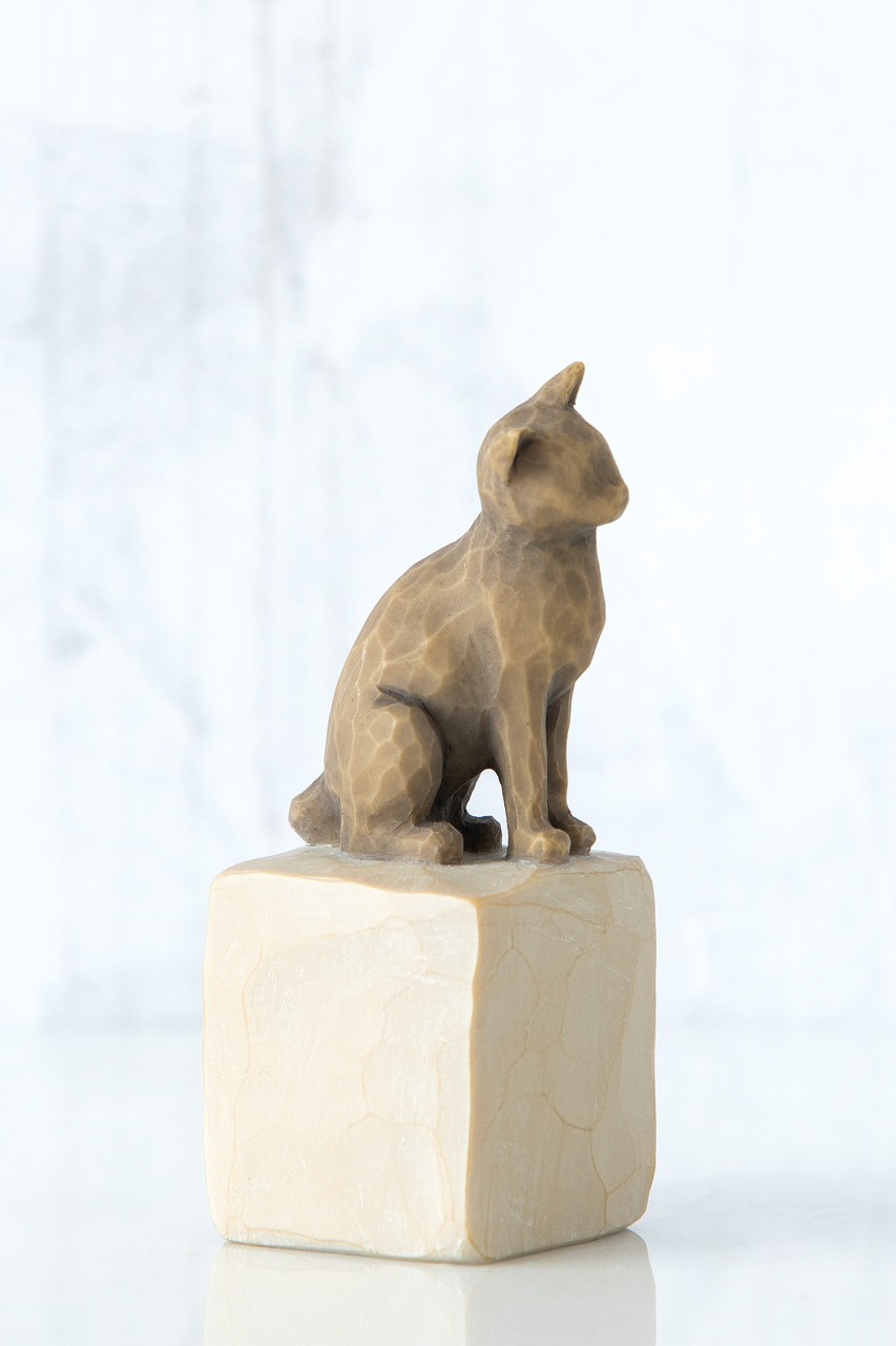 Love My Cat (dark) Figurine