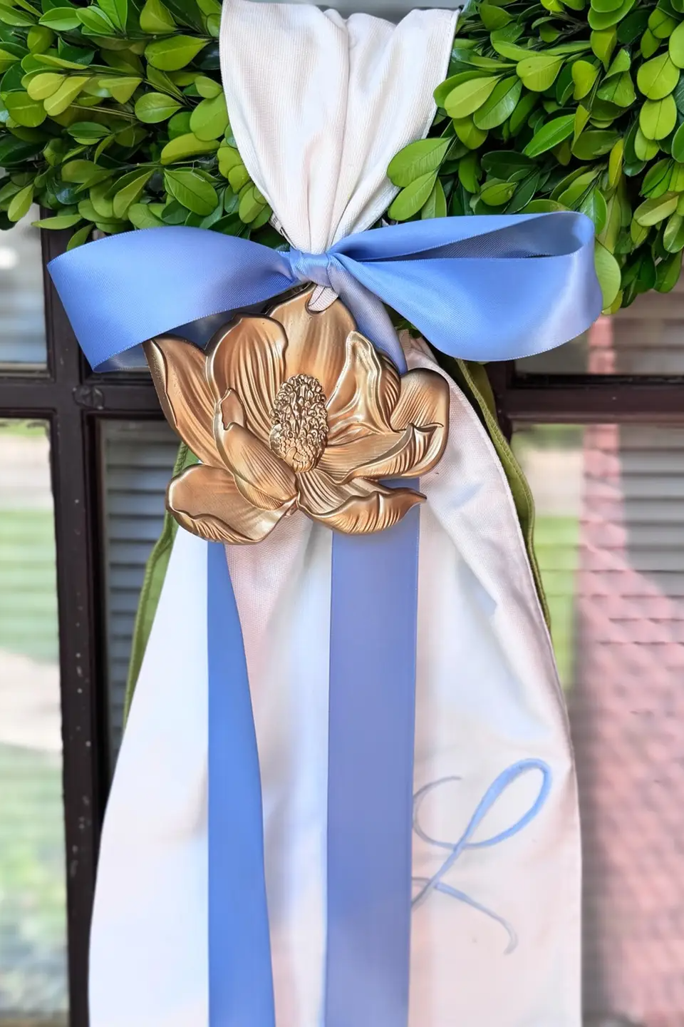 Wreath Ornament Charm - Magnolia